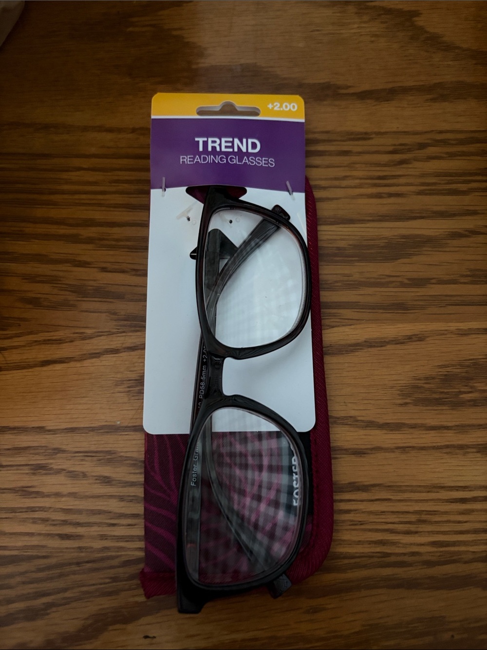 Foster Grant Women’s Reading Glasses +2.00 in Black with Burgundy Case